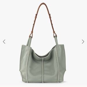 Elegant Green Leather Shoulder Bag